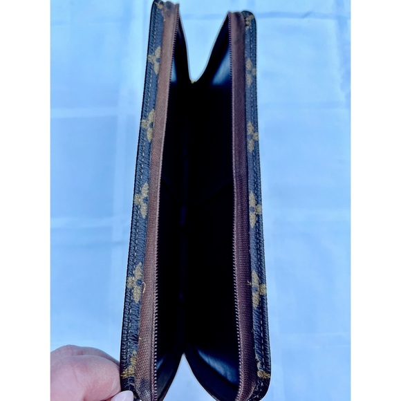 Louis Vuitton VINTAGE RARE Monogram Agenda Organizer Zip-Around Pouch (70s-80s) - Picture 15 of 15